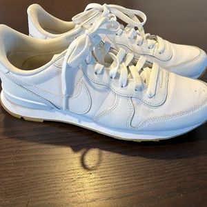 Women’s Nike Internationalist All-White, US Size 10